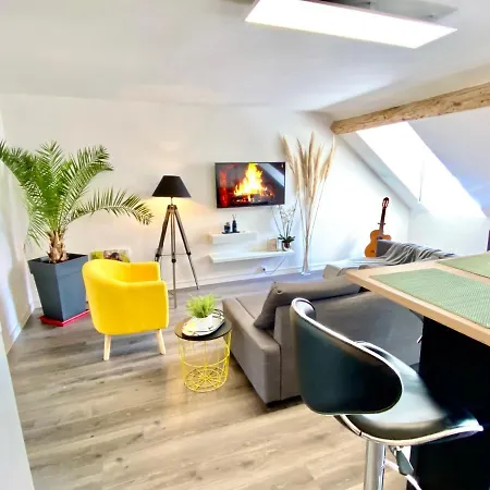 Апартаменты Beau Duplex A Deux Pas Du Port Ле-Трепор