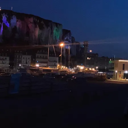 Beau Duplex A Deux Pas Du Port *